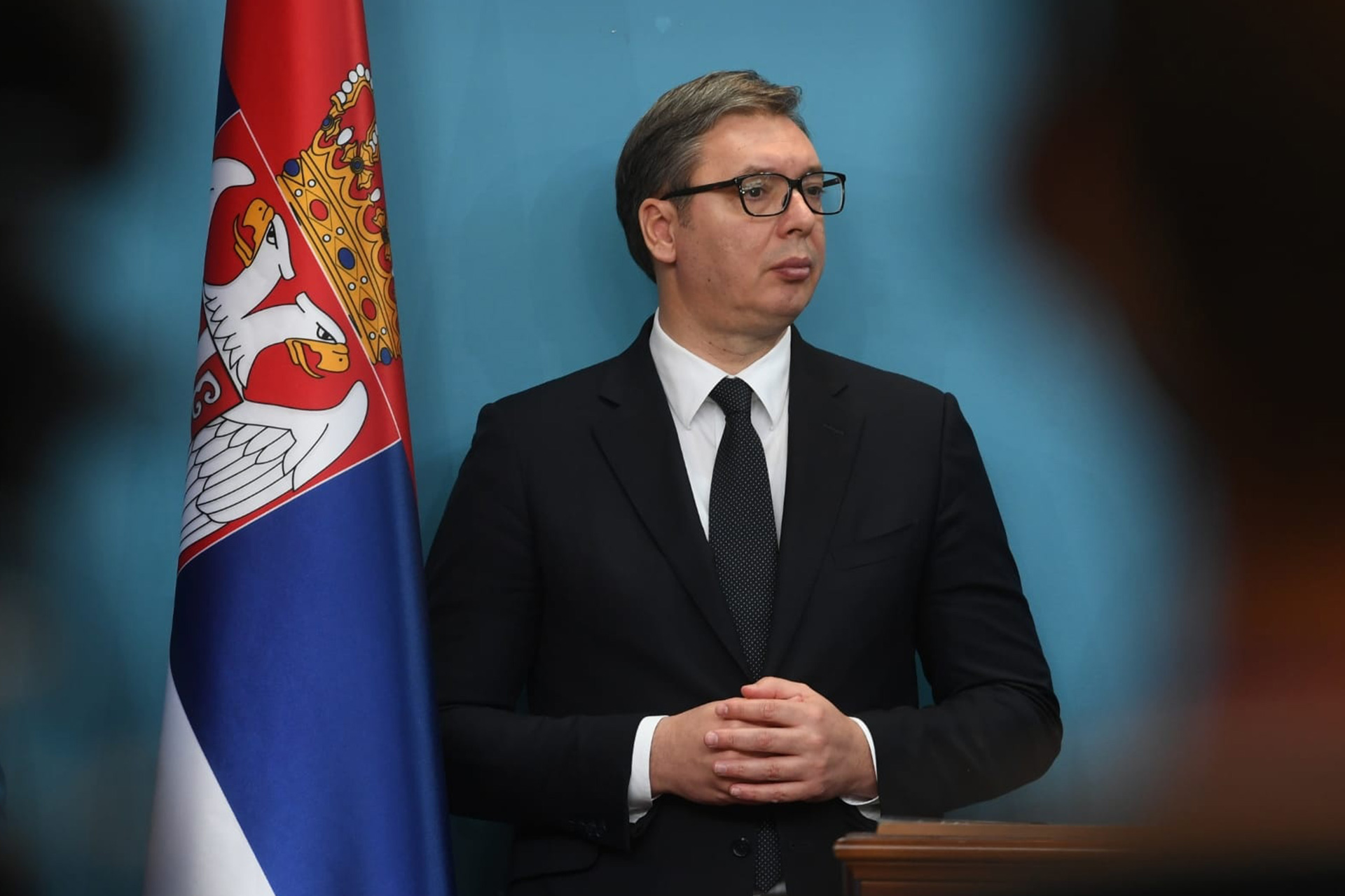 Çka e pret Serbinë tani pas rënies së Vuçiqit 