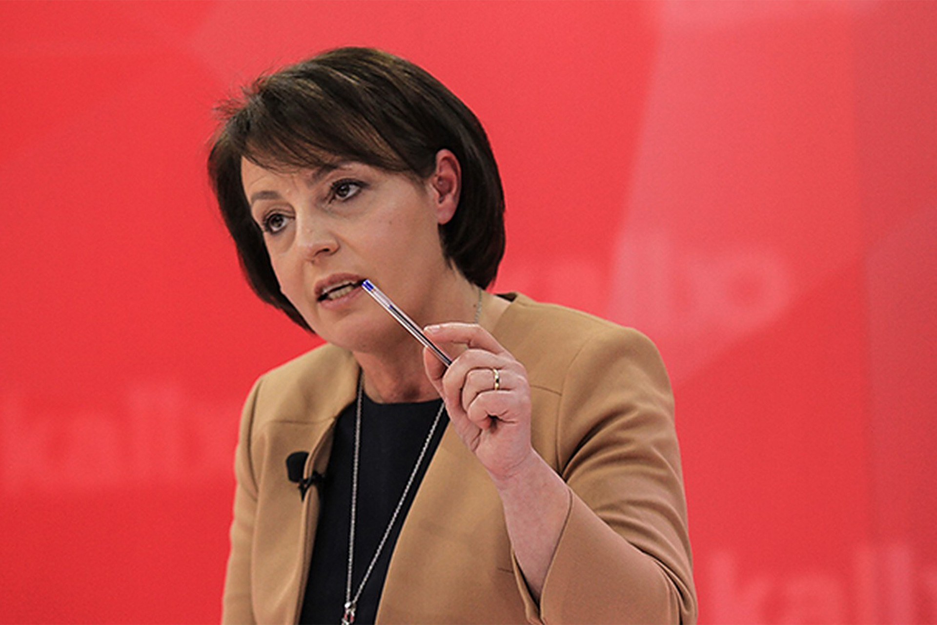 Gërvalla  veprimet e Serbisë pasqyrojnë synimet e Rusisë  retorika militariste rrezik për Europën