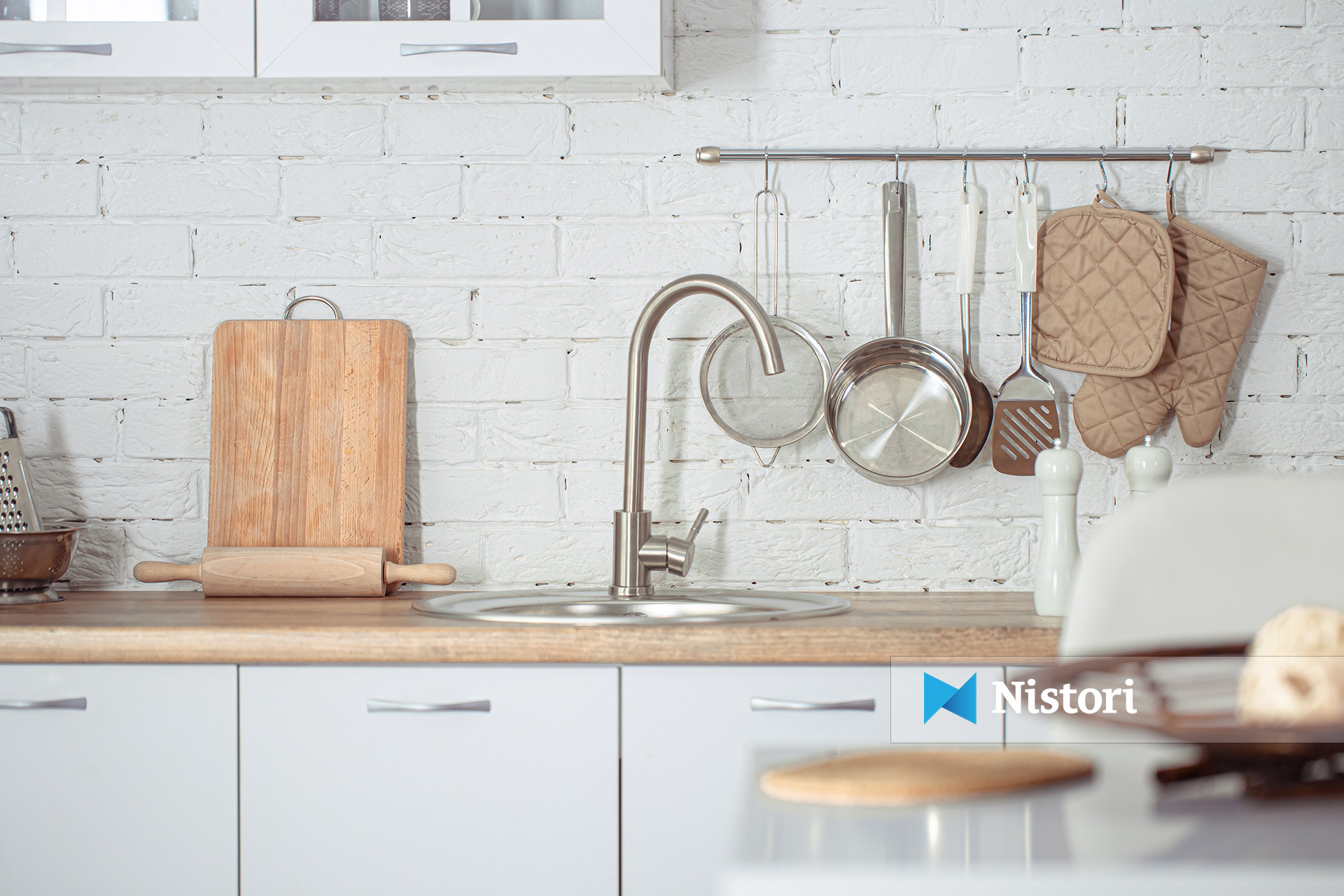 Këto zakone të përditshme po shkaktojnë aroma të pakëndshme në shtëpinë tuaj