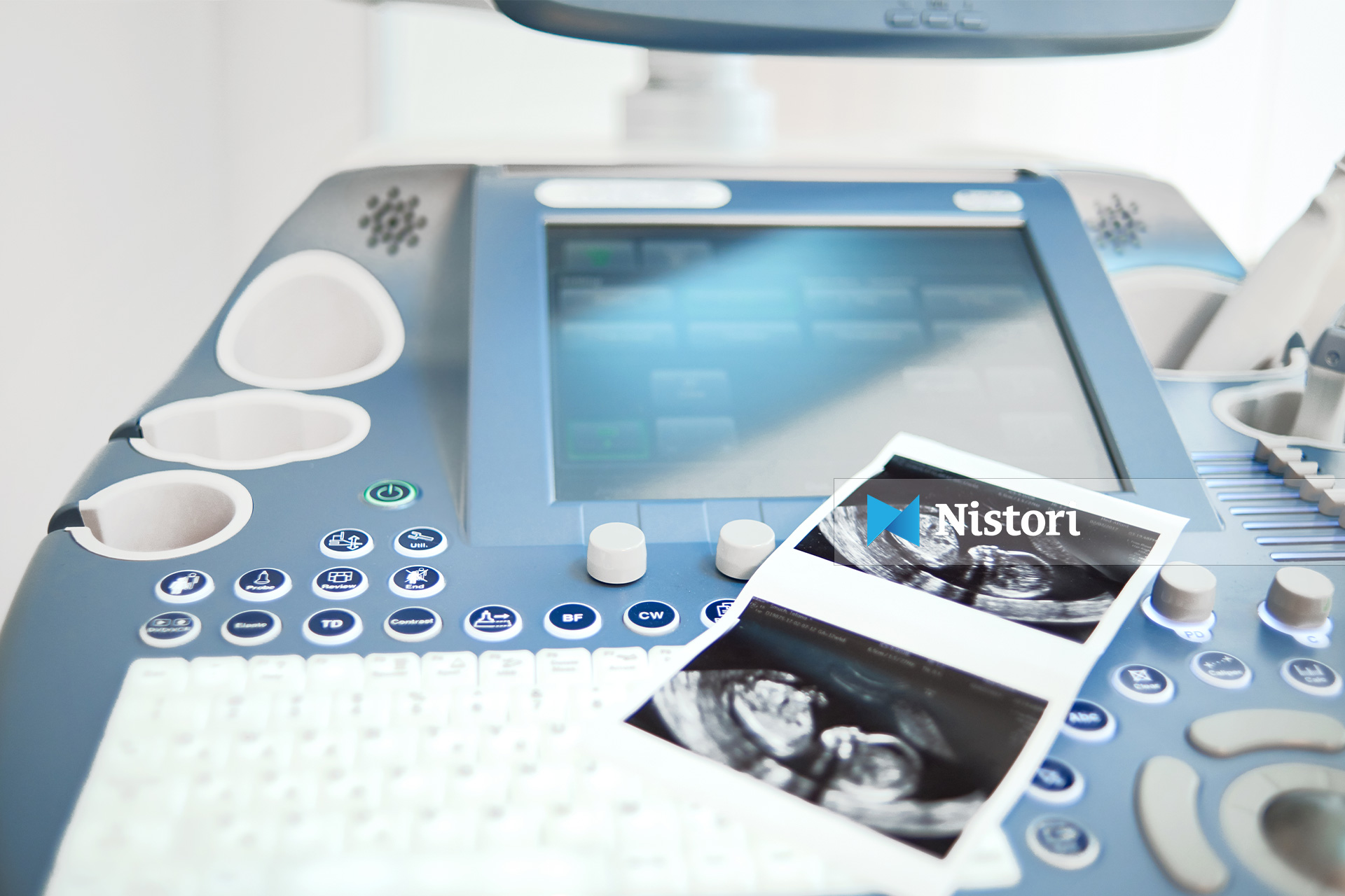 Rritet numri i fëmijëve që lindin premature  mjekët  ndikojnë alkooli dhe mosha e madhe e nënës