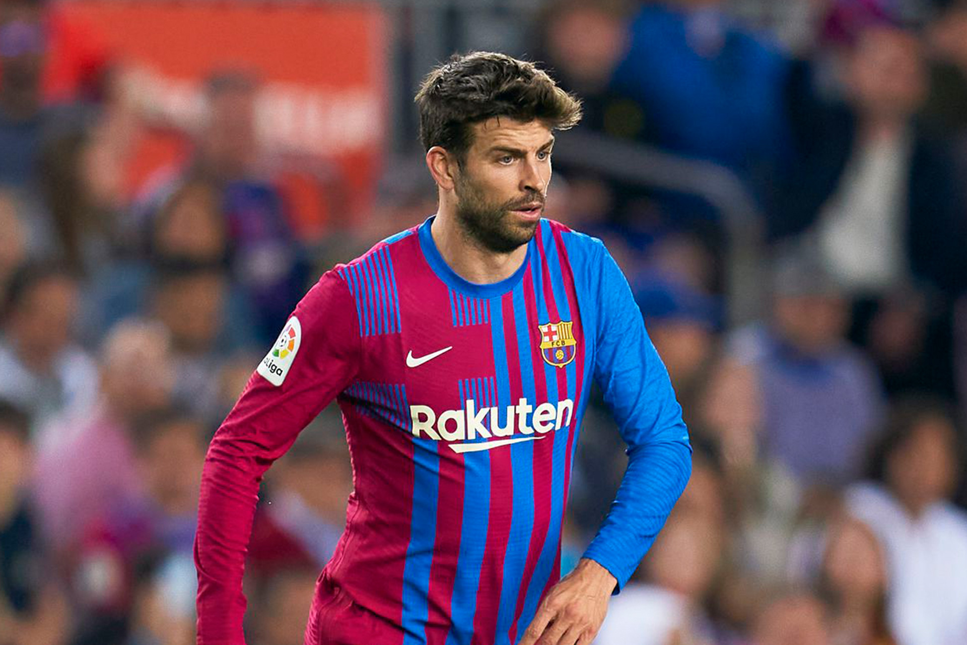 Gerard Pique  rikthehet nga pensionimi  tri vite pasi u largua nga Barcelona