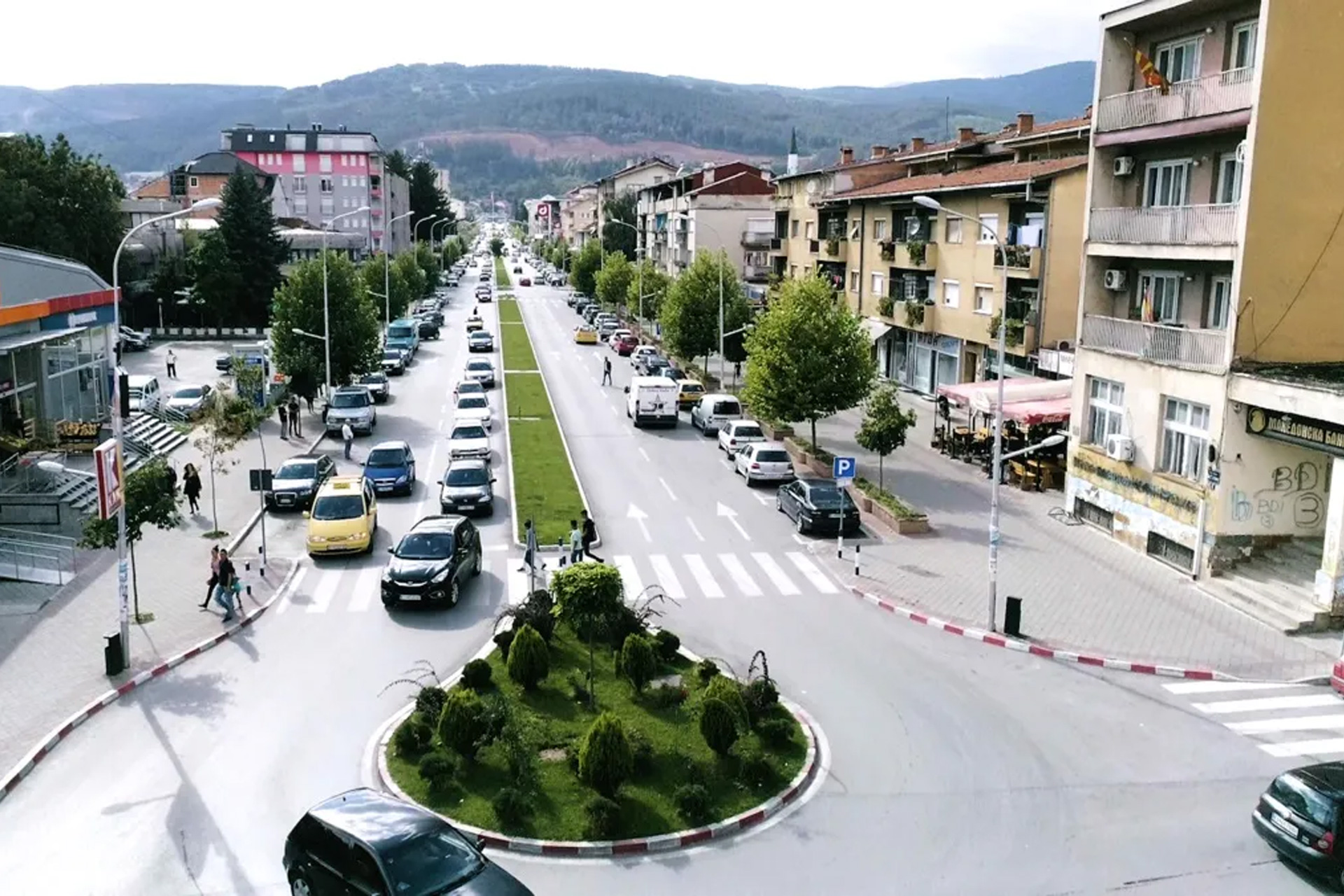 Bizneset në Kërçovë kërkojnë infrastrukturë më të mirë nga kryetari i komunës