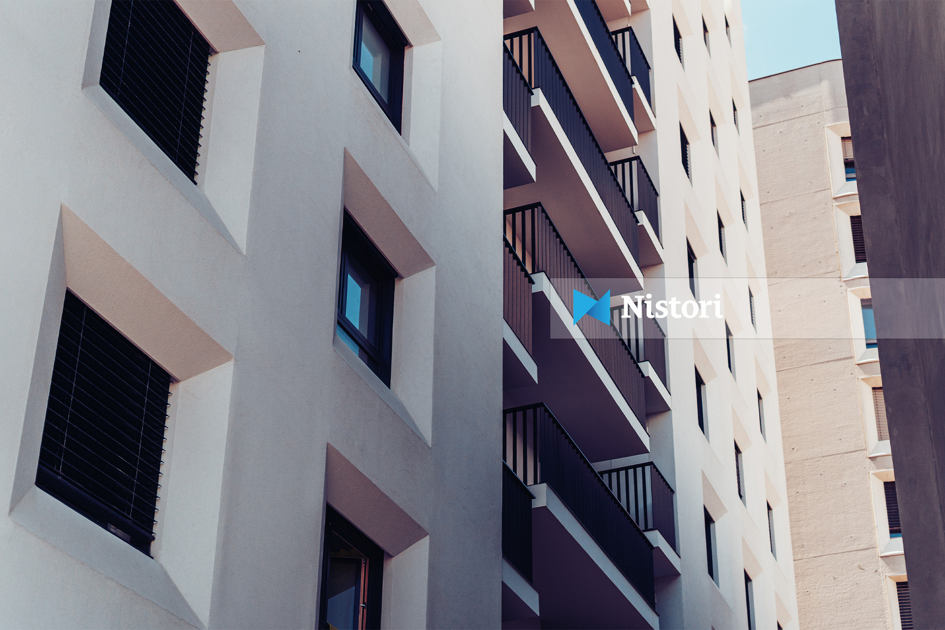 Një në tre familje jeton me vetëm një rrogë në apartament 51 70 m²