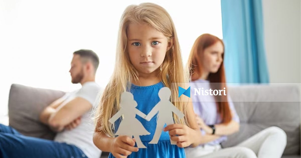 Gabimet më të shpeshta që i dëmtojnë fëmijët pas divorcit