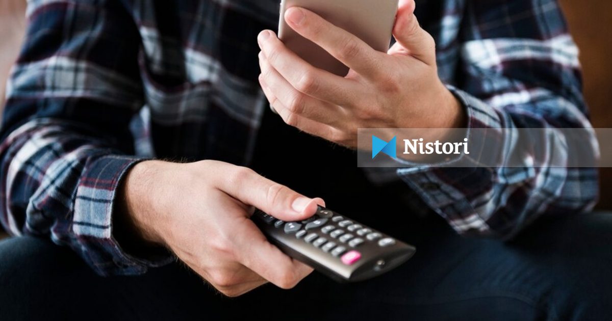Zviceranët të shqetësuar nga dezinformimi  por po lexojnë gjithnjë e më pak shtypin