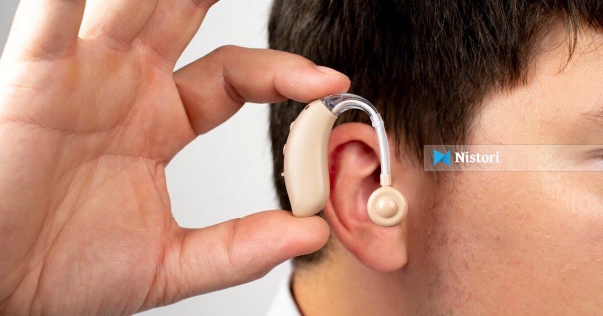 Disa shenja jo të dukshme të humbjes së dëgjimit që shumica e njerëzve nuk i vërejnë