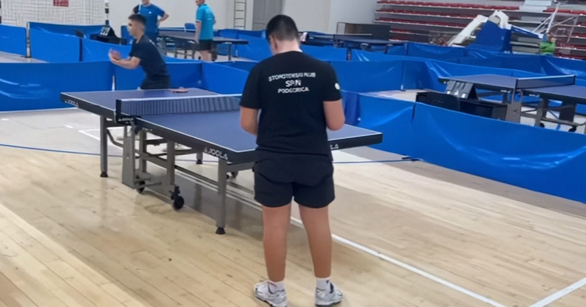 Bëri shqiponjën në Podgoricë  edhe pse fitoi finale  pingpongisti kosovar eliminohet nga gara