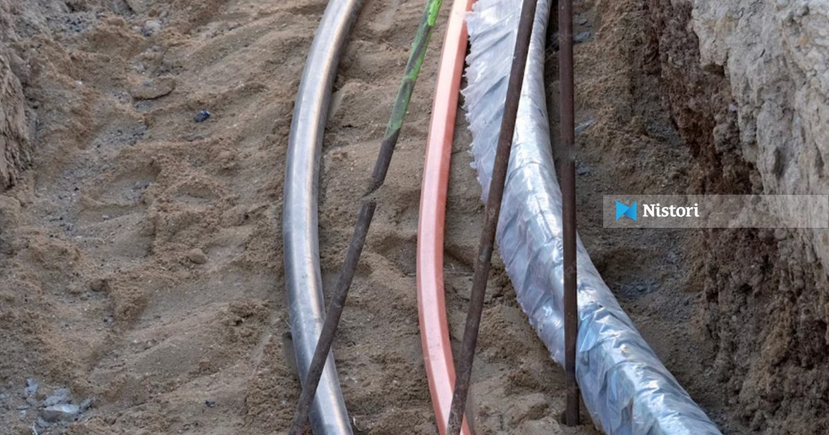 Gërmime ilegale në rrugën Llojan Vaksincë  operatori kabllovik vepron pa leje