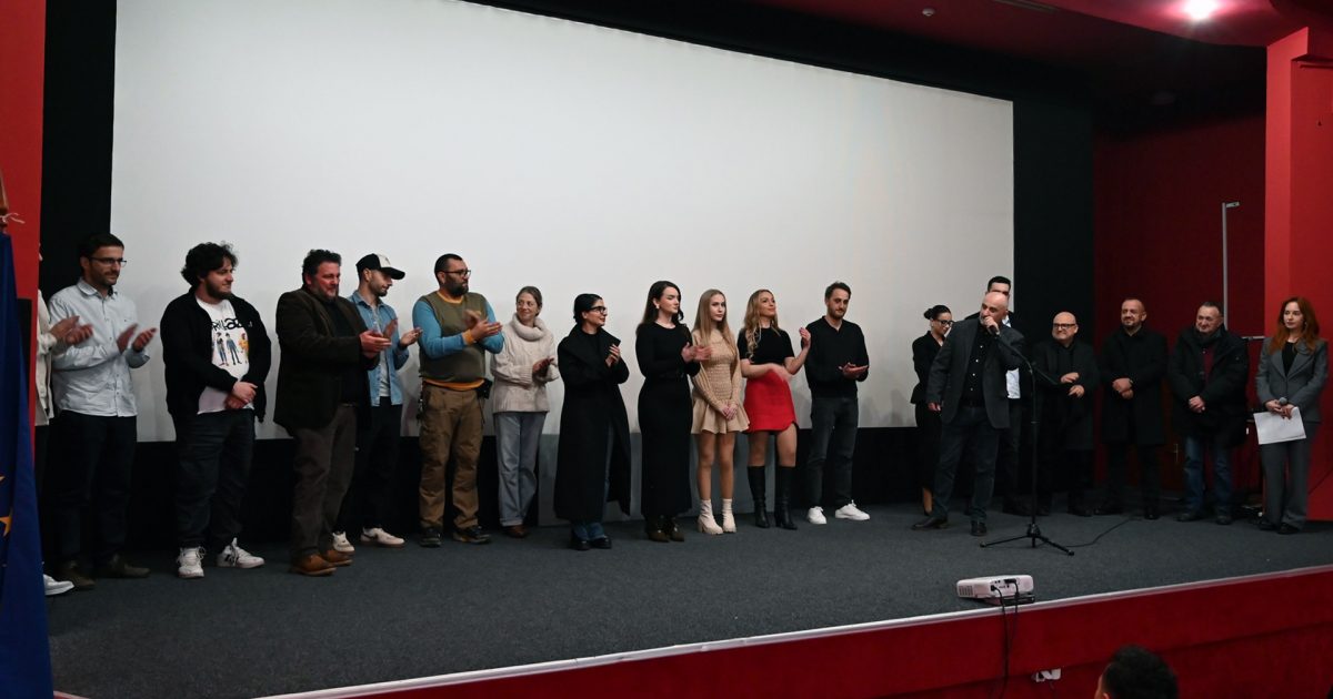 Filmi  Parku i Dorës  mbushi sallën në premierën në Shkup