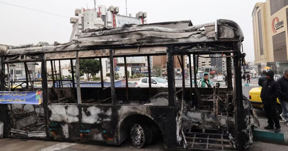 Mjekë dhe dëshmitarë përshkruajnë gjendjen e rëndë në Iran pas protestave