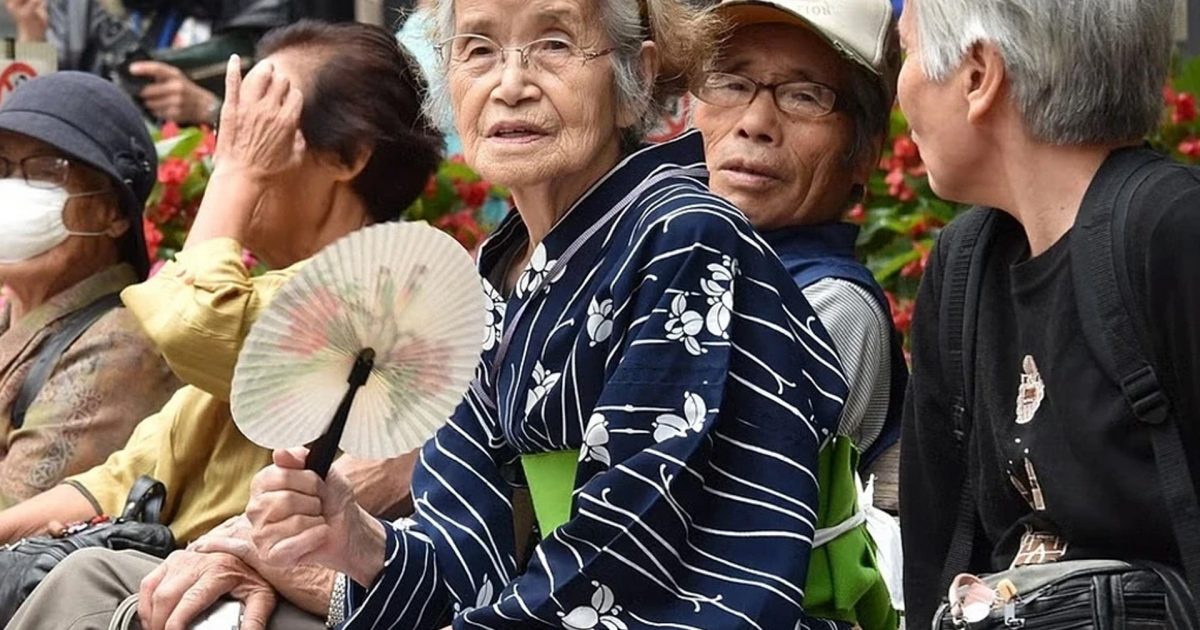 Më shumë se 97 mijë njerëz në Japoni janë mbi 100 vjeç