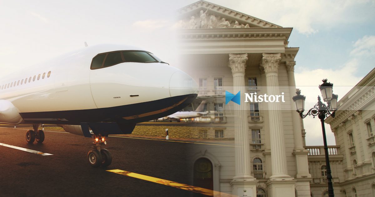 AVIONI I QEVERISË   Simbol imazhi apo simbol luksi 