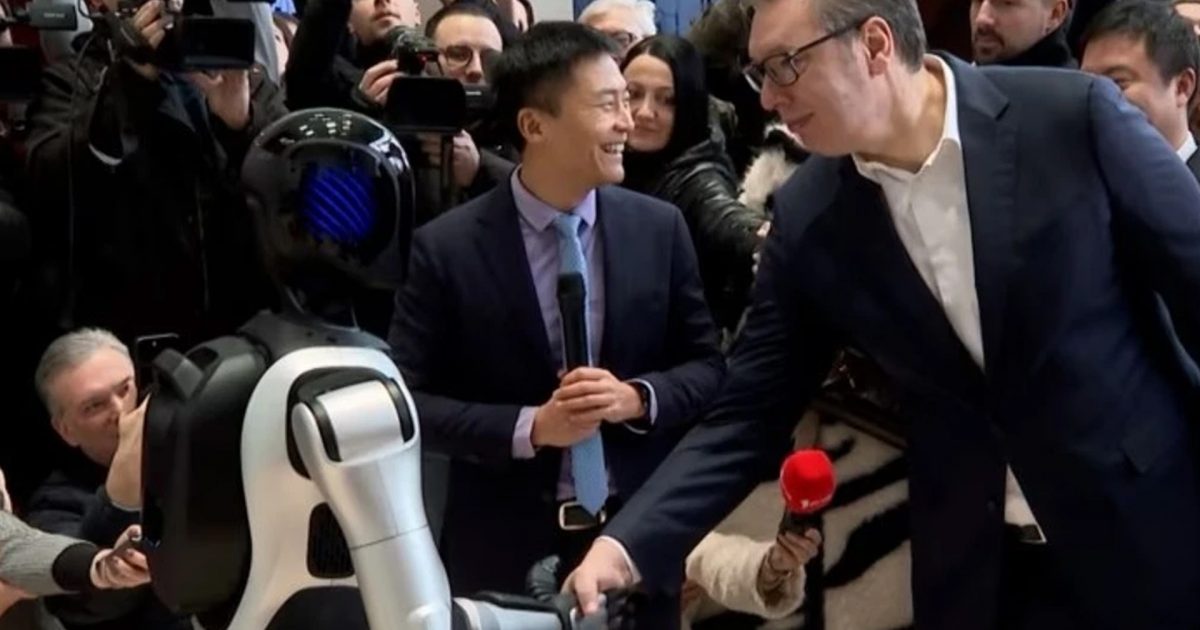 robotet-kineze-ne-ushtrine-e-serbise