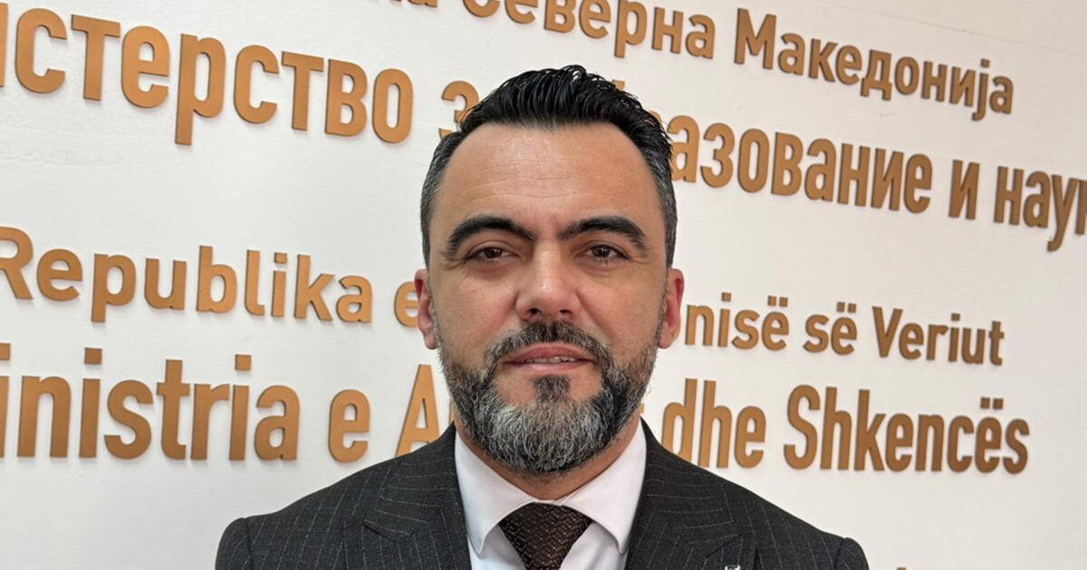 terhiqen-33-libra-shkollore-sulejmani-do-te-modernizohen-programet-mesimore