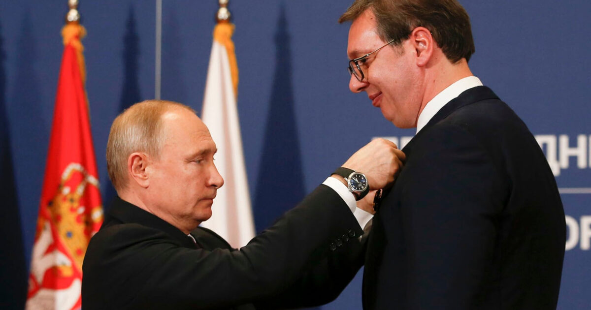 Putin lavdëron Serbinë për refuzimin e sanksioneve ndaj Rusisë  shpresoj që Vuçiq të bëhet kryeministër